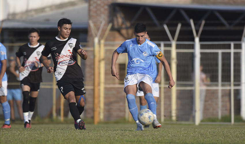 FÚTBOL LOCAL: Huracán goleó a Cañonazo, Central a San Ramón y el Apertura sigue al rojo vivo