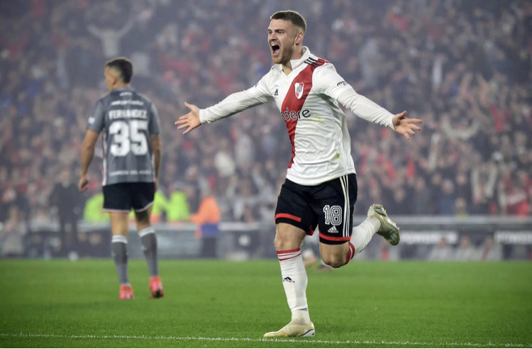 River se consagró campeón de la Liga Profesional tras vencer 3-1 a Estudiantes