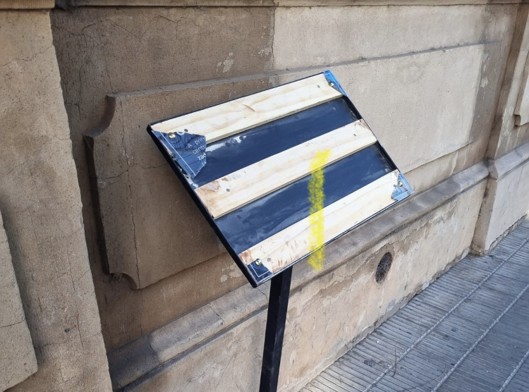 VANDALIZARON CARTELERIA DE TURISMO EN GOYA