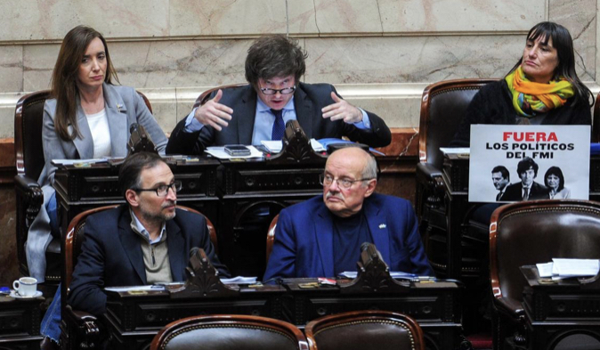 La eliminación de Ganancias: apoyo al Gobierno de Milei y la izquierda, frente a la soledad de Juntos por el Cambio