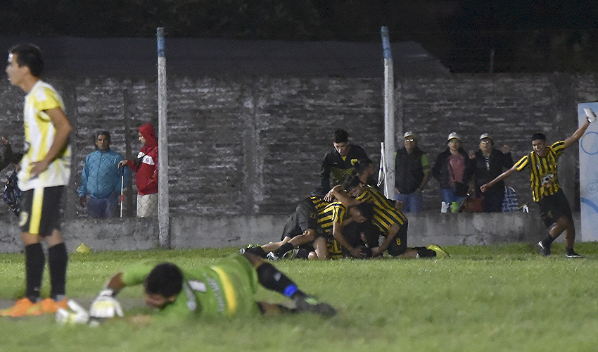 Matienzo se quedó con la primera final ante Santa Lucía F.C.
