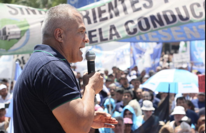 SUTECO pide 50% de suba al básico docente y que el bono de $150.000 se incorpore al salario