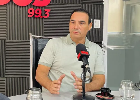 Gustavo Valdés en Radio Dos: "Voy a proponer el candidato a Gobernador mirando para adelante"