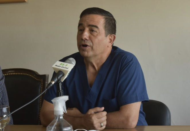 DIRECTOR DEL HOSPITAL PIDE QUE LOS VECINOS DEJEN ENTRAR A LOS EMPLEADOS A SU CASA