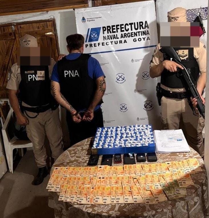 OPERATIVO ANTIDROGA EN GOYA: Prefectura realizó tres allanamientos y detuvo a una persona