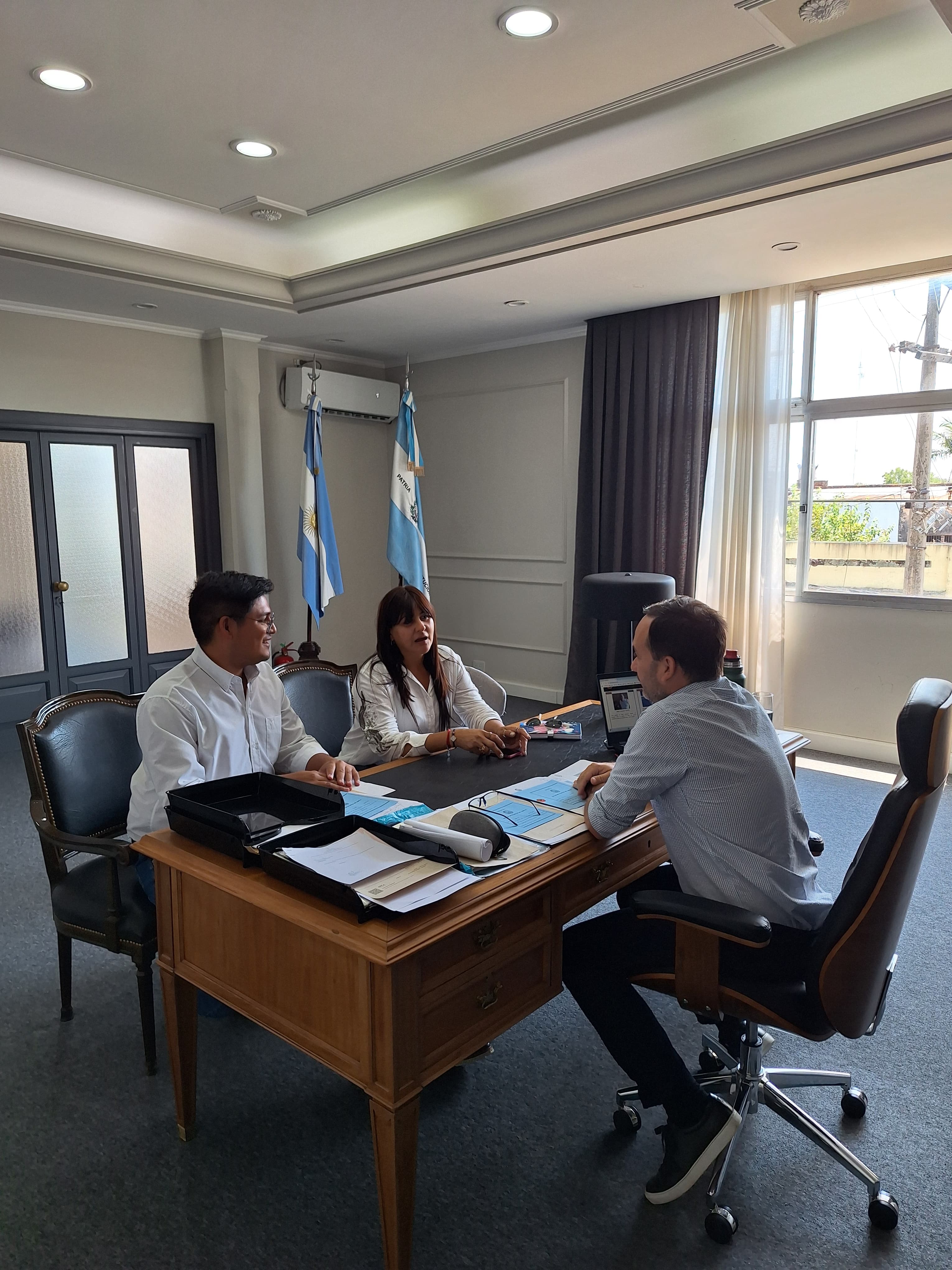 MUNICIPIO Y FUNDACIÓN “AGORA” COORDINAN Y PLANIFICAN AGENDA DE TRABAJO