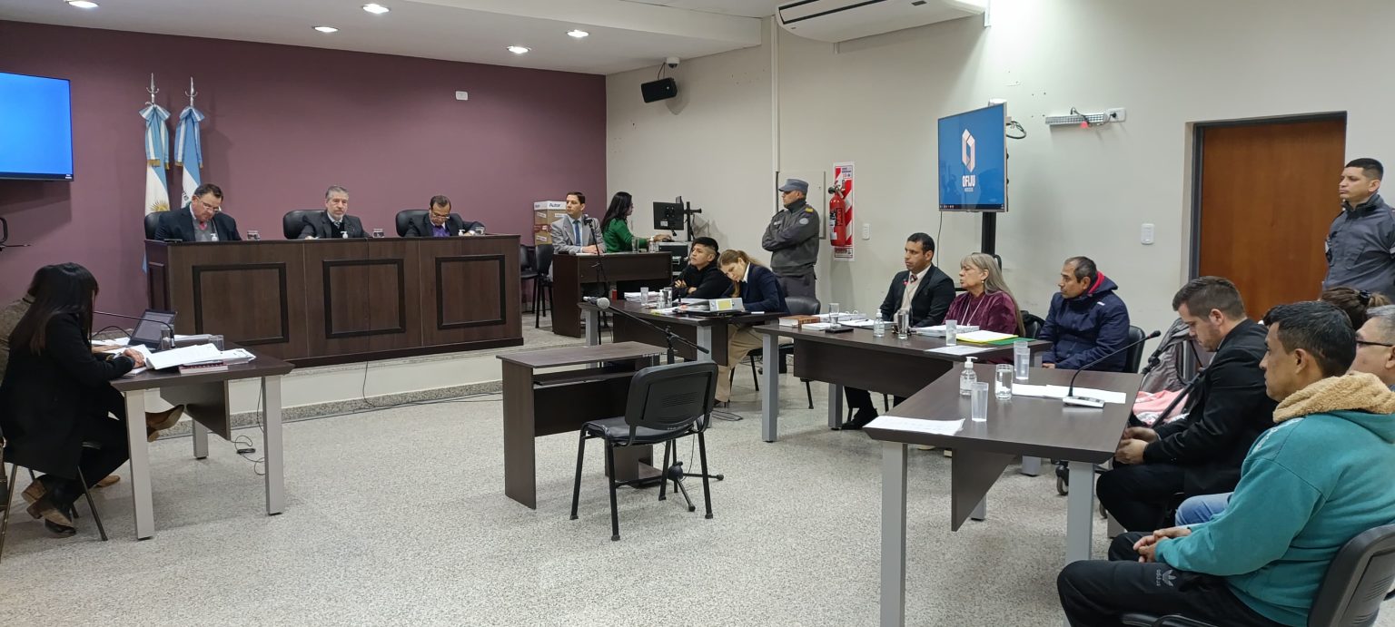 COMENZÓ EL JUICIO CONTRA PERUANOS Y PARAGUAYOS POR ROBOS A SUPERMERCADOS CHINOS EN EL SUR DE LA PROVINCIA