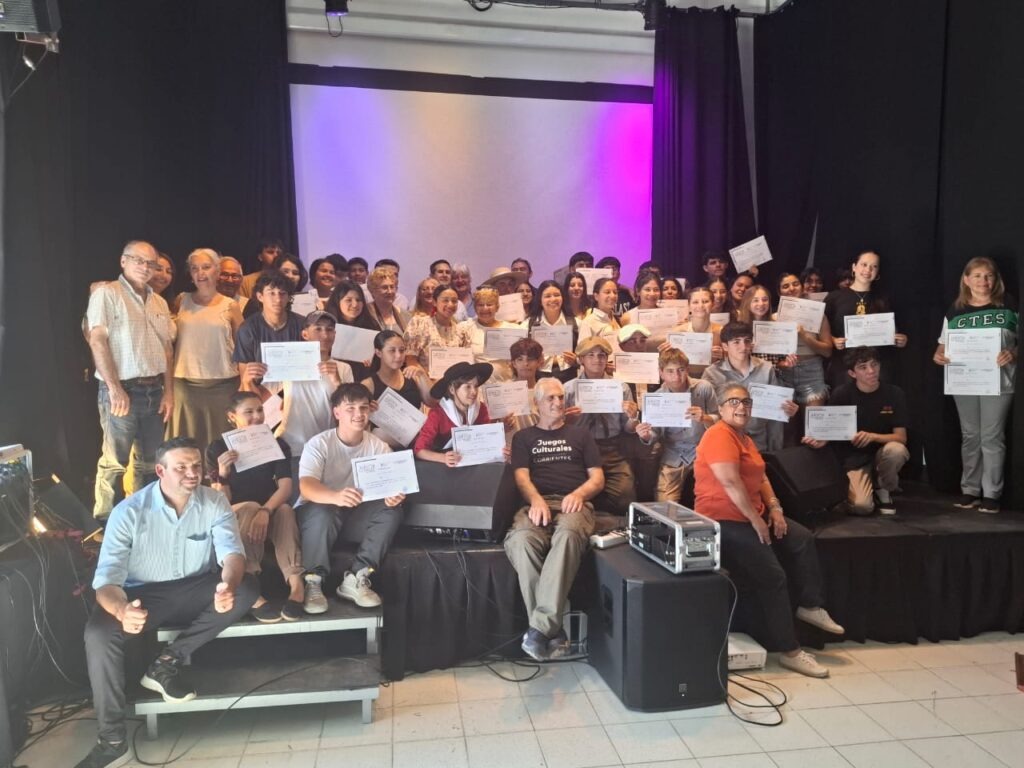 DELEGACIÓN DE GOYA CONCLUYÓ CON ÉXITO SU PARTICIPACIÓN EN INSTANCIA ZONAL