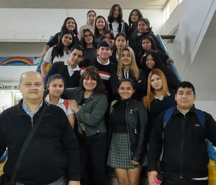 LA HISTORIA VA A LA ESCUELA