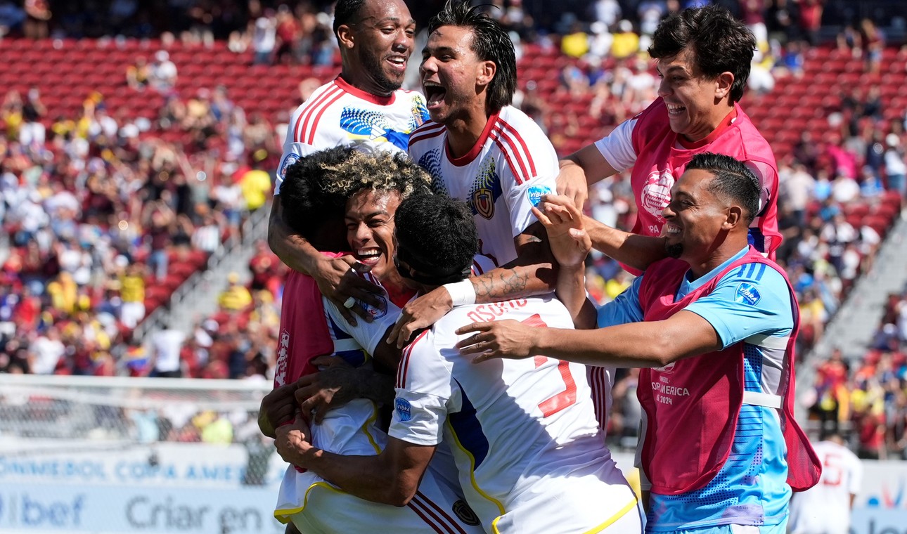 Venezuela se lo dio vuelta a Ecuador y arrancó la Copa América con victoria