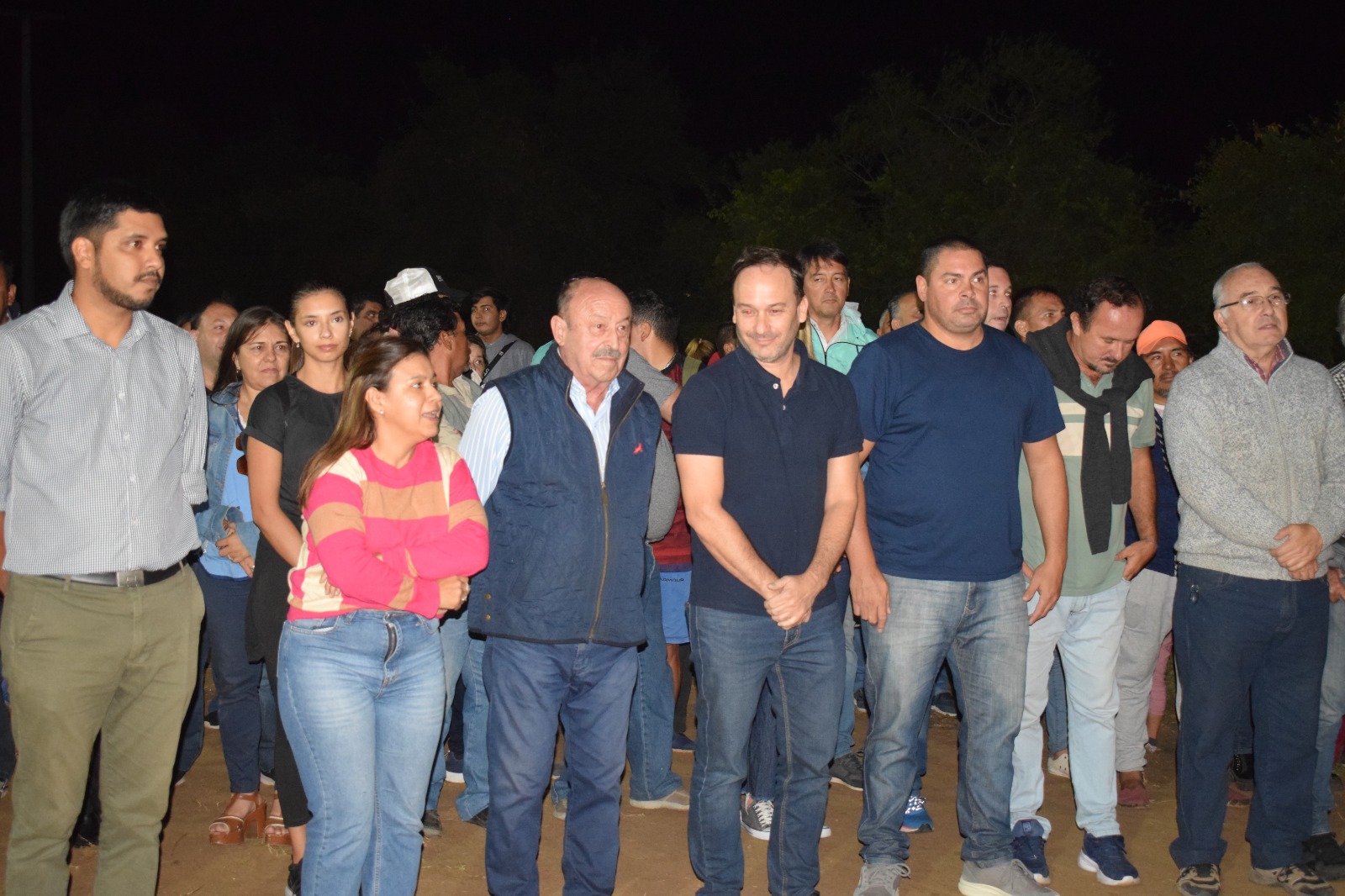 UN ANTES Y UN DESPUES, INAUGURACIÓN NUEVA ILUMINACIÓN AV. MARAMBIO