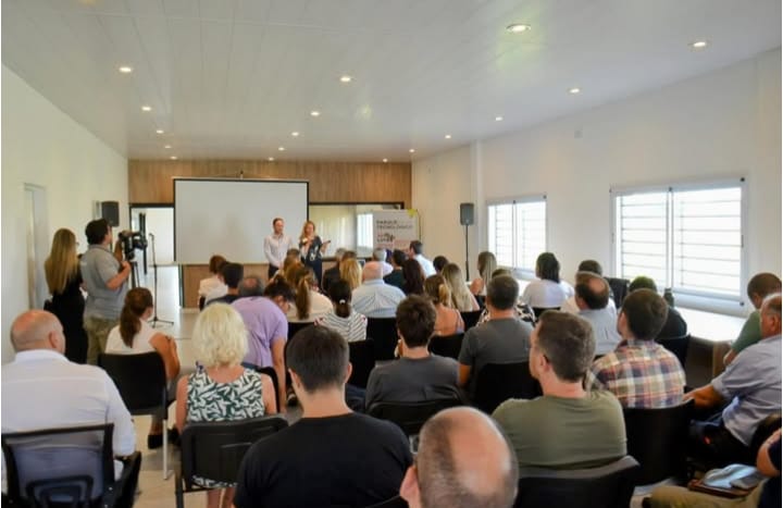 IMPORTANTE CHARLA SOBRE HERRAMIENTAS PARA EL SECTOR PRODUCTIVO EN LA “USINA DEL CONOCIMIENTO”