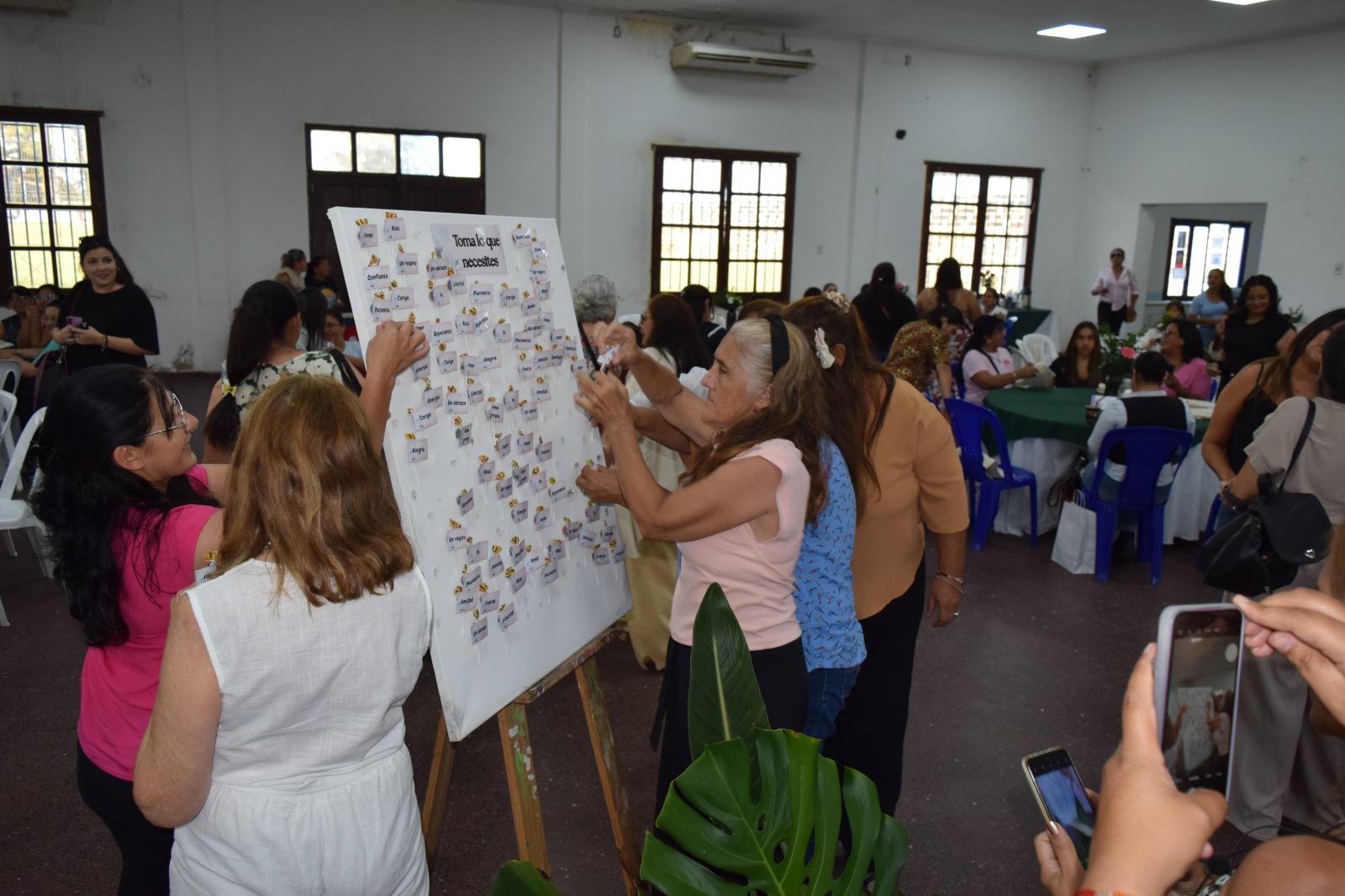 JORNADA DE ENCUENTRO Y FORTALECIMIENTO ENTRE MUJERES