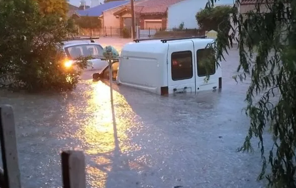 Alerta roja en Bahía Blanca en medio de las inundaciones que afectan a la Ciudad