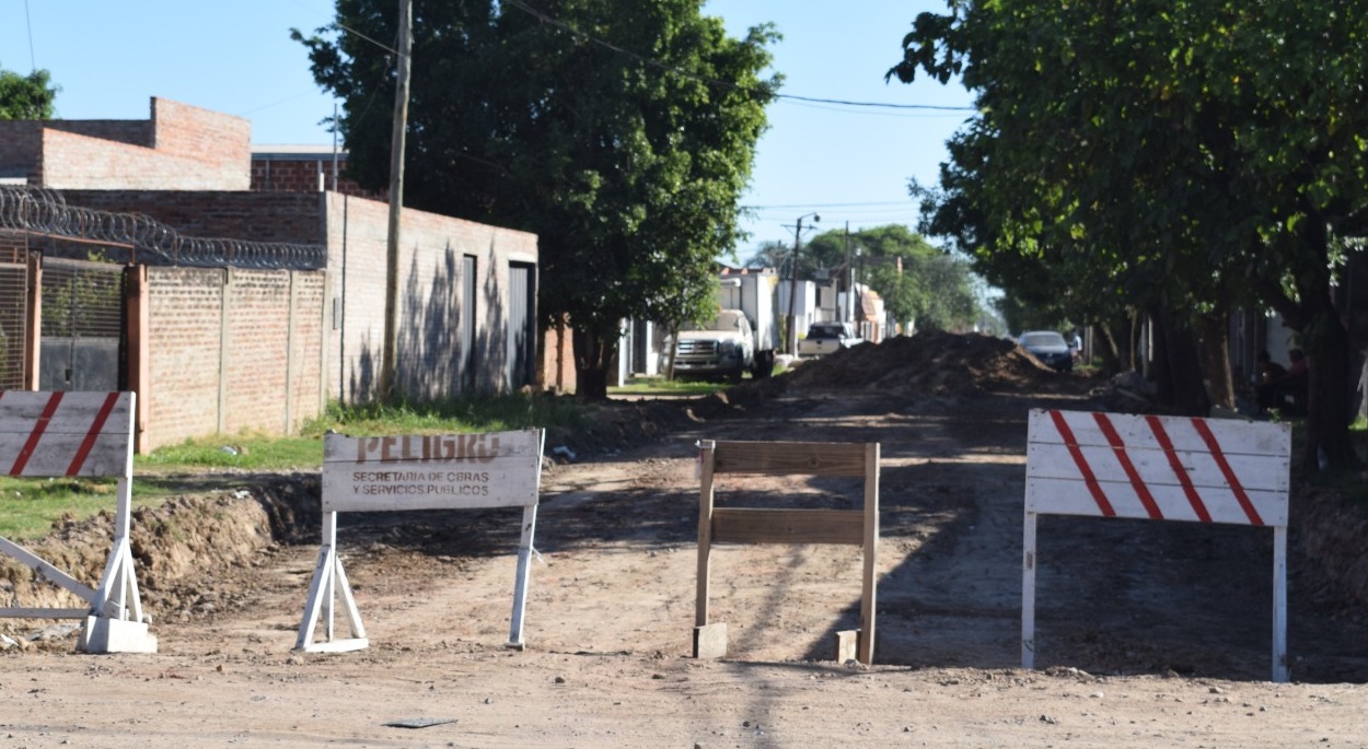 Secretario de Obras Públicas: LA PAVIMENTACIÓN DE CALLE BRASIL ES DE GRAN IMPORTANCIA
