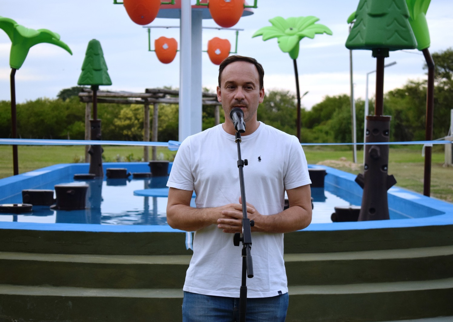 El INTENDENTE MARIANO HORMAECHEA PRESIDIÓ EL  ACTO DE APERTURA DE LA NUEVA PILETA DEL PARQUE ACUÁTICO GOYA