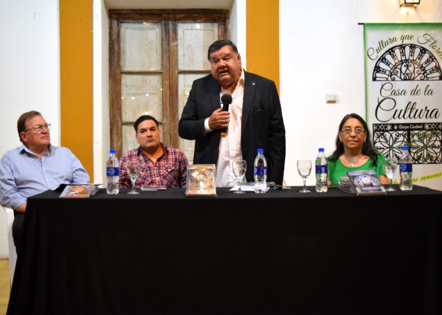 CIERRE CULTURAL LITERARIO EN CASA DE LA CULTURA