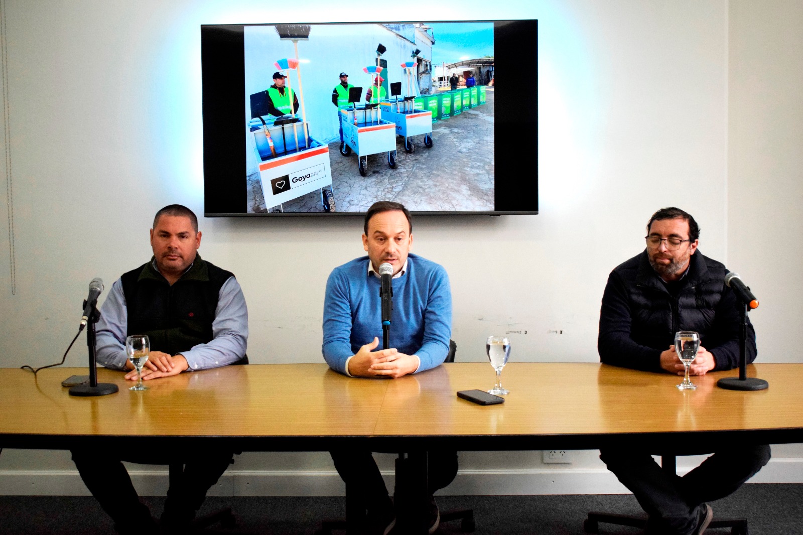 MUNICIPALIDAD DE GOYA PRESENTÓ EL NUEVO SISTEMA DE RECOLECCIÓN