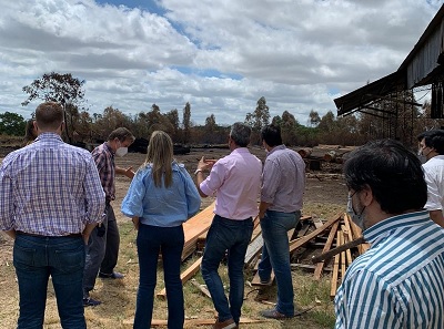 Presencia del Gobierno de Corrientes en aserradero que sufrió un incendio