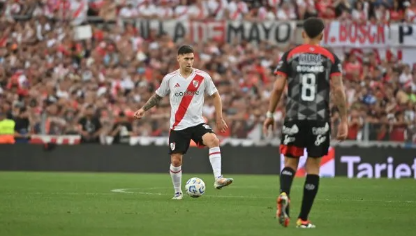River goleó a Barracas Central y se ilusiona con seguir peleando por la Liga Profesional de Fútbol