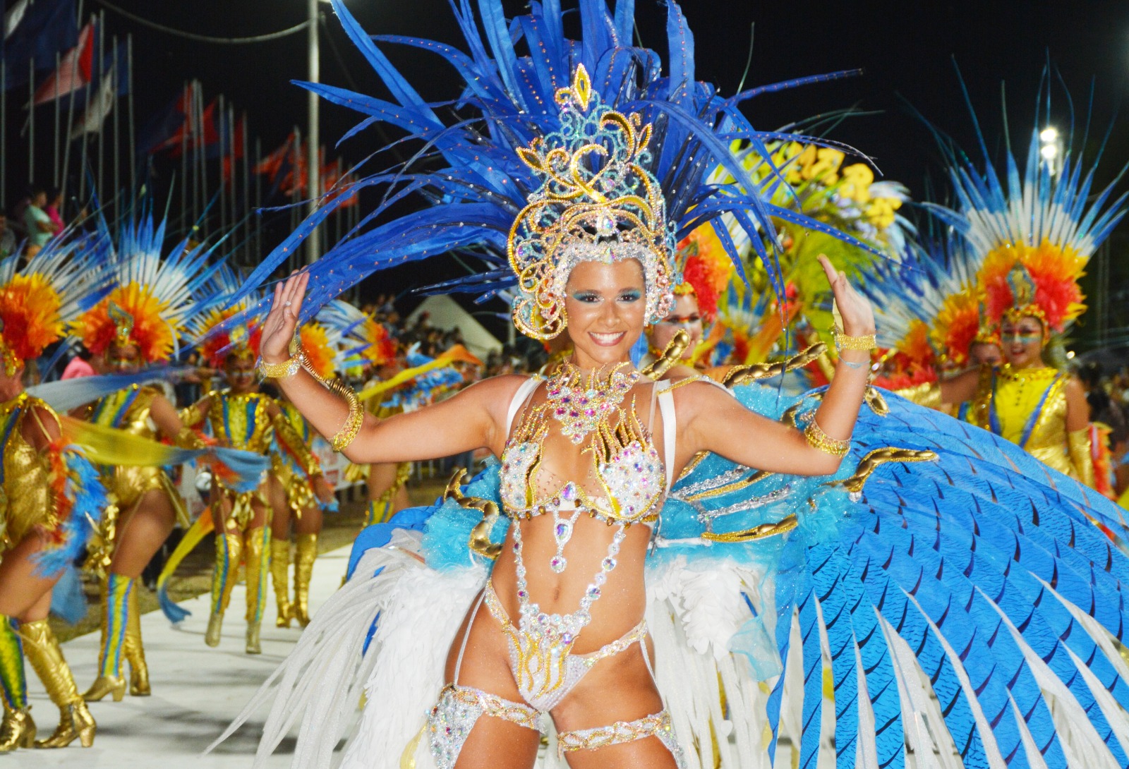 JUANITA AGUIRRE LA NUEVA REINA DE LOS CARNAVALES 2025  Y LA SUPREMACÍA DE LA COMPARSA AYMARÁ