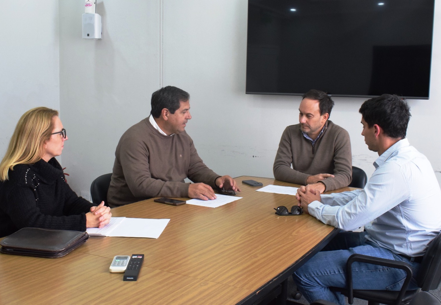 EL INTENDENTE MARIANO HORMAECHEA SE REUNIÓ CON SU PAR DE RECONQUISTA, ENRIQUE VALLEJOS