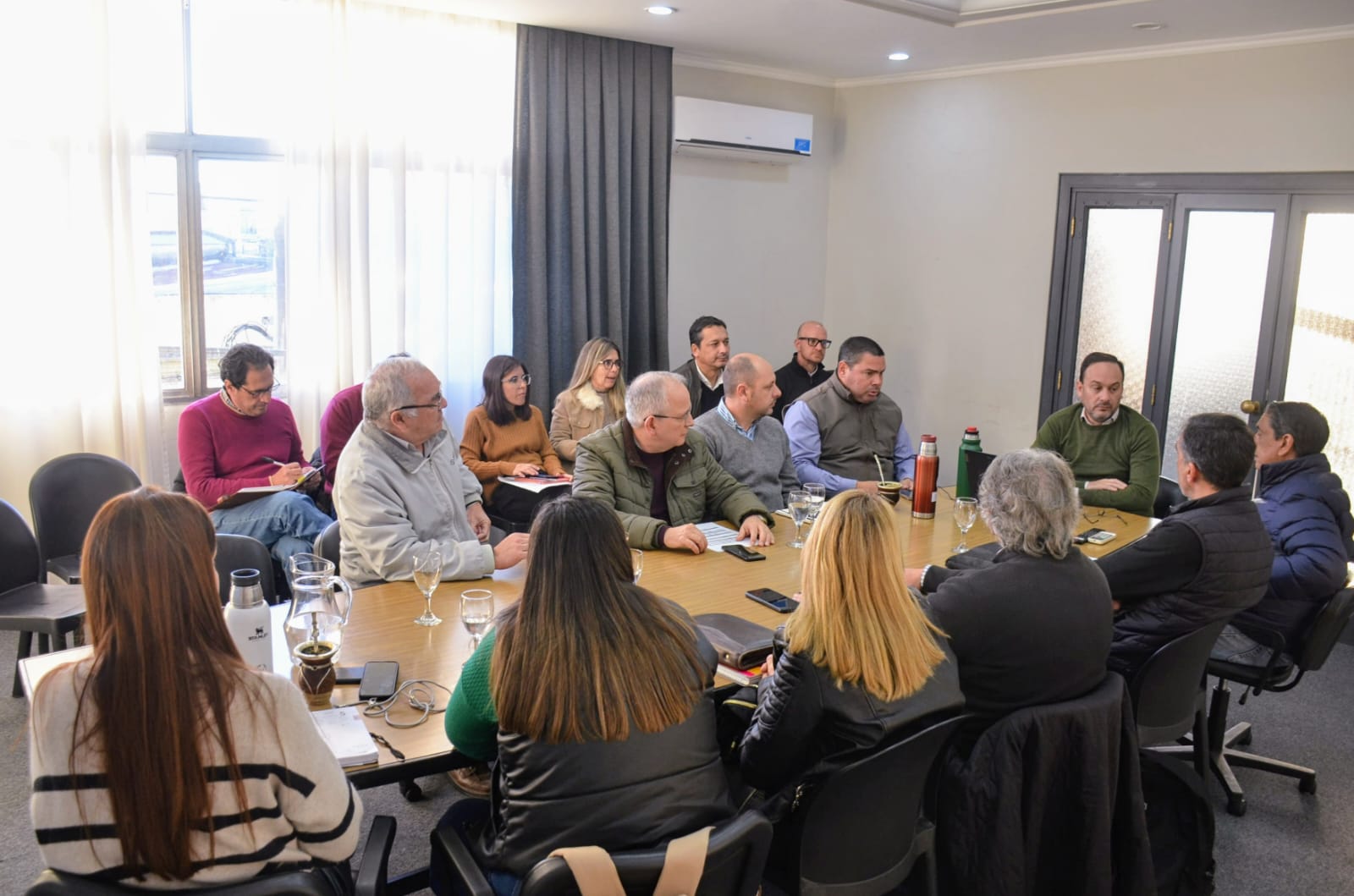 CUADRO DE GESTIÓN: EL INTENDENTE HORMAECHEA ANALIZÓ CON EL GABINETE LAS DIFERENTES OBRAS