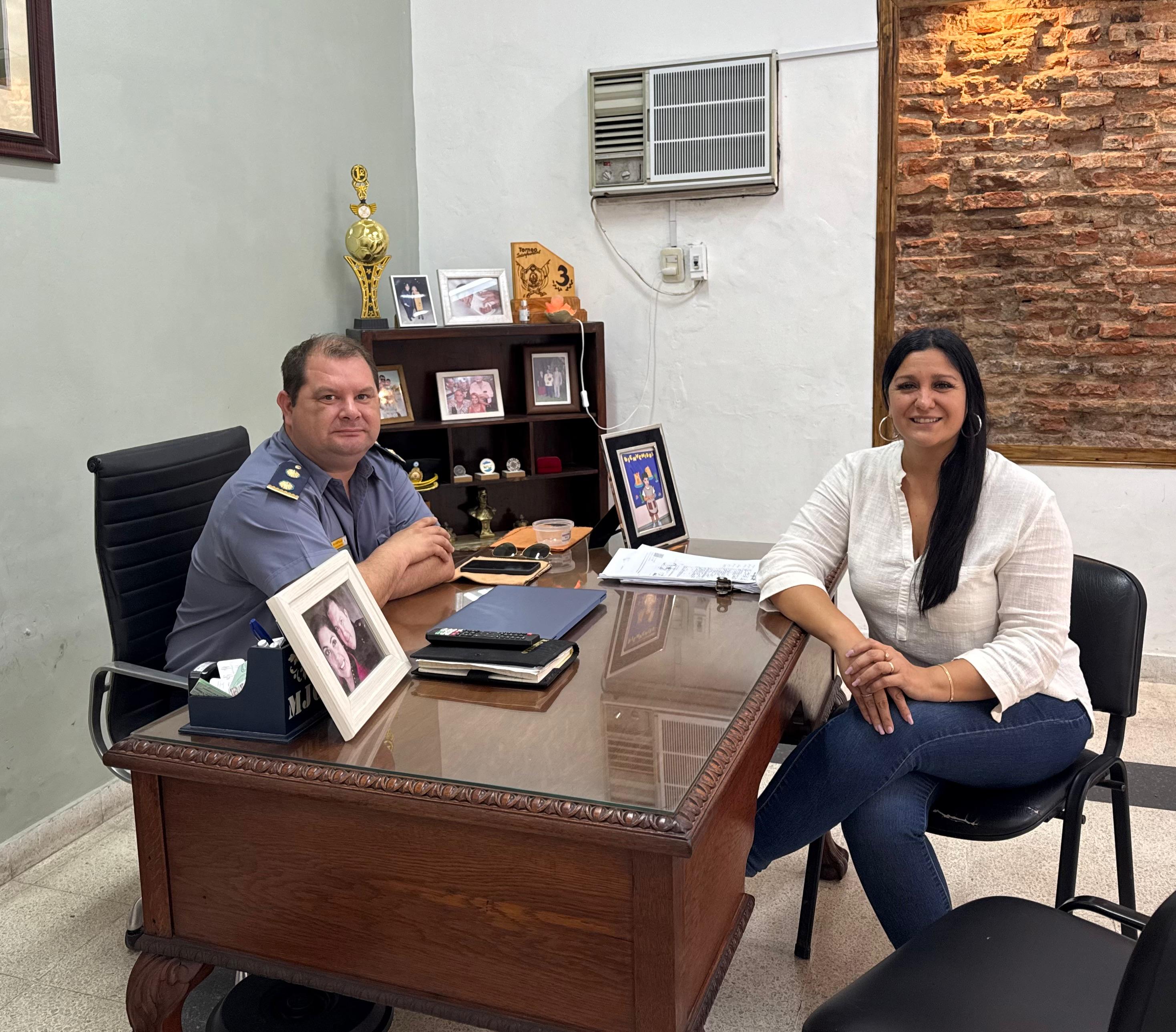 DIRECCIÓN DE SALUD MENTAL Y POLICÍA DE LA PROVINCIA PLANIFICAN FUTUROS PROYECTOS CONJUNTOS