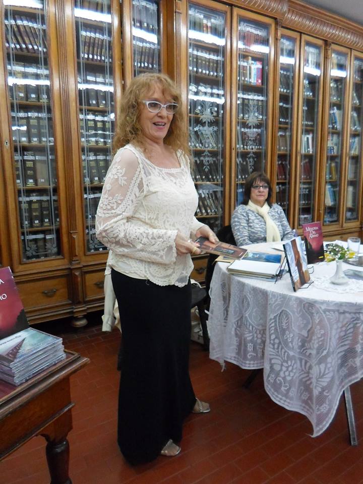 CELEBRANDO LA LITERATURA: TERESA PALAZZO CONTI PRESENTA SU NUEVO LIBRO EN GOYA