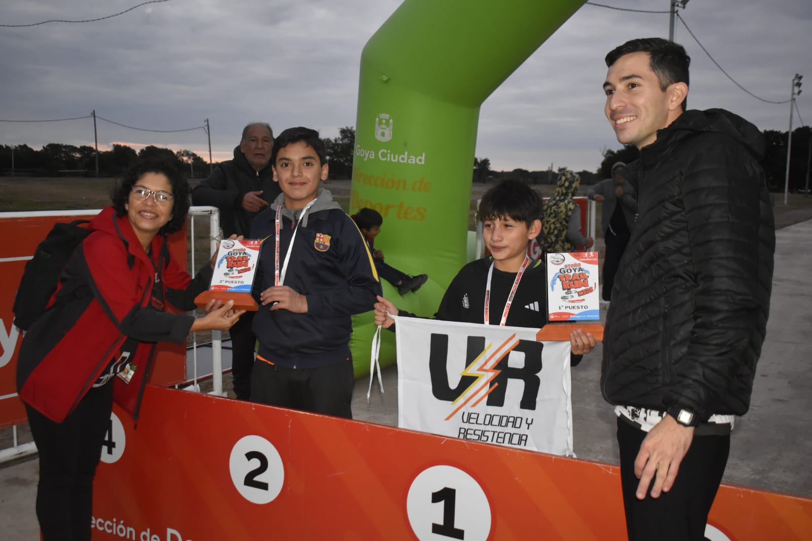 60 NIÑOS CORRIERON LA VERSION INFANTIL DEL OTOÑO TRAIL RUN