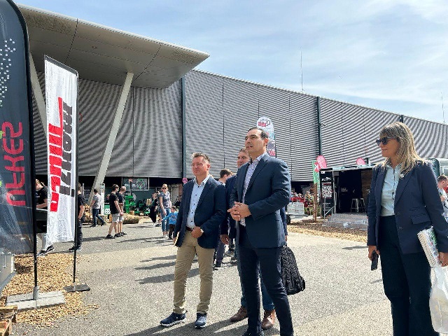 En Alemania, Valdés participa de una de las ferias forestales más importantes de Europa