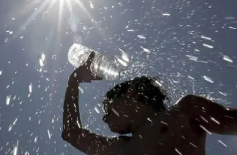 Consejos para evitar la deshidratación, el enemigo silencioso que afecta la salud durante el verano