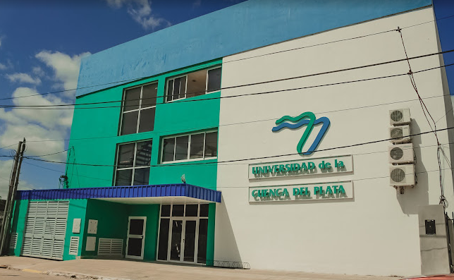LA UNIVERSIDAD DE LA CUENCA DEL PLATA FELICITA A SUS NUEVOS EGRESADOS