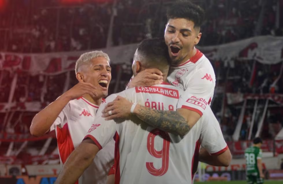 Huracán sufrió pero eliminó a Argentinos Juniors por penales en la Copa Argentina