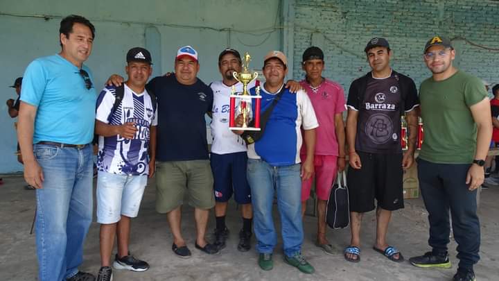 ORGANIZAN CAMPEONATOS DE FUTBOL Y VOLEY “DIA DEL EMPLEADO MUNICIPAL