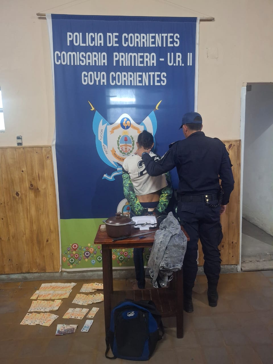 UNA PERSONA DETENIDA POR INGRESAR A UNA CASA