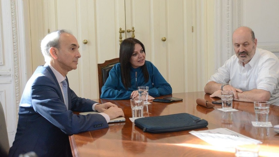 REVÉS AL GOBIERNO NACIONAL SOBRE EL CASO DEL REPARTO DE ALIMENTOS ALMACENADOS