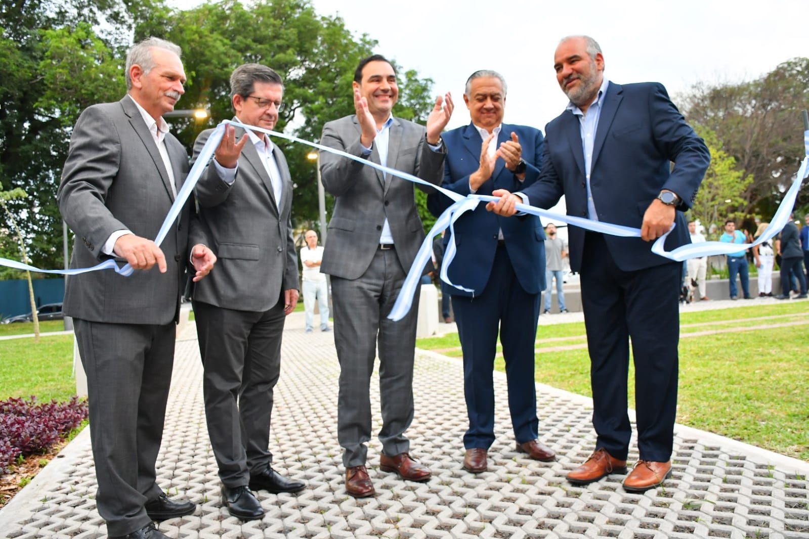 El Gobernador inauguró la refuncionalización del Anfiteatro "José Hernández" y prometió continuar valorizando los espacios públicos