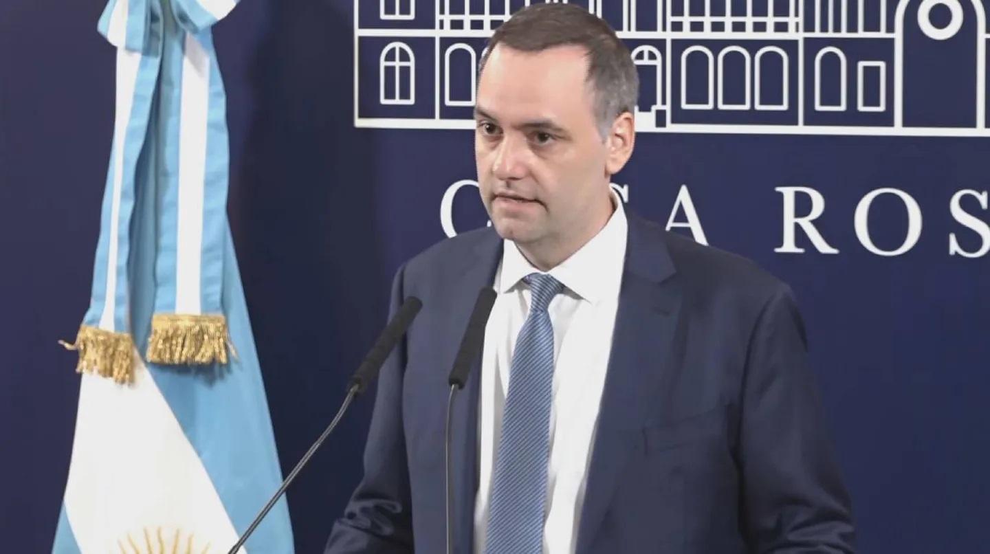 El vocero presidencial, Manuel Adorni: "El ministro Luis Caputo dará a conocer mañana las medidas económicas"