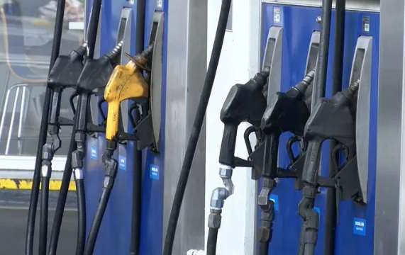 La venta de combustibles acumula 11 meses de retroceso