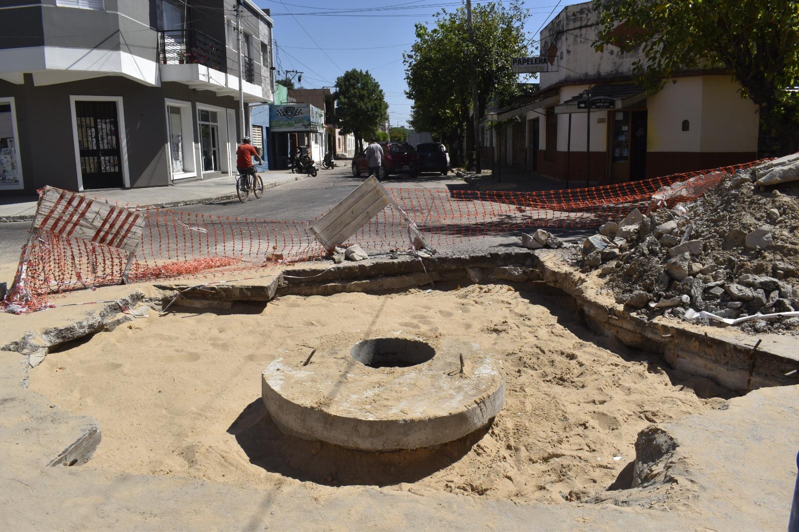 SE INTERVIENEN CALLES EN PLAN DE BACHEO