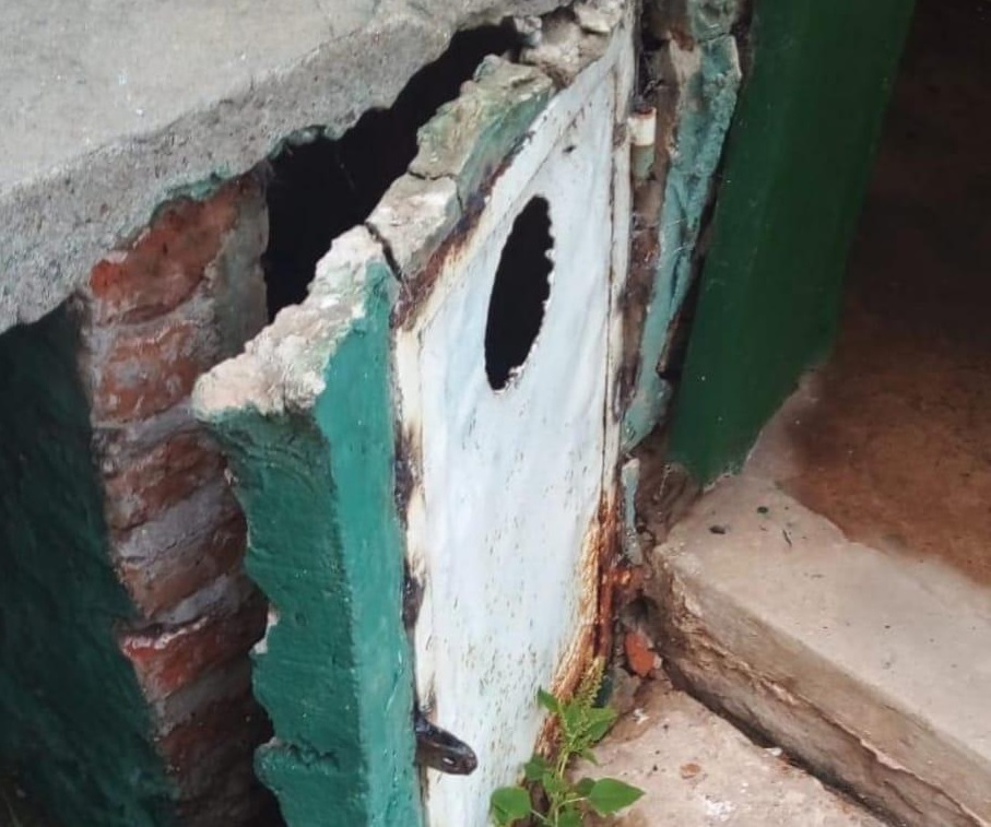 SUSTRAEN BOMBA DE AGUA DE LA SALA DE ATENCIÓN PRIMARIA DE SALUD EN EL PUERTO