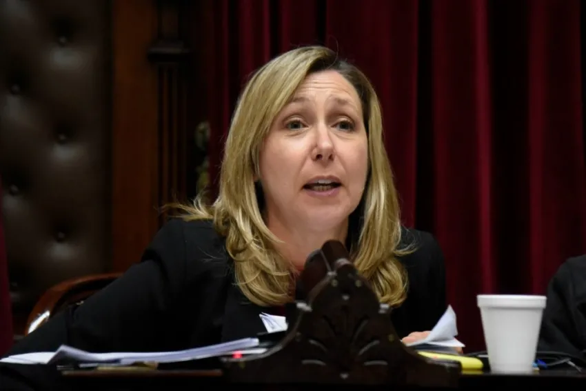 Myriam Bregman: "Milei tiene más millas que Marley".