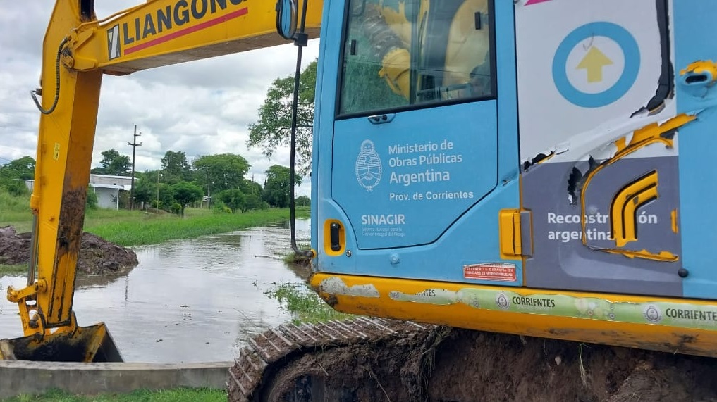 Braillard Poccard recorre las zonas inundadas y supervisa la asistencia inmediata de la Provincia