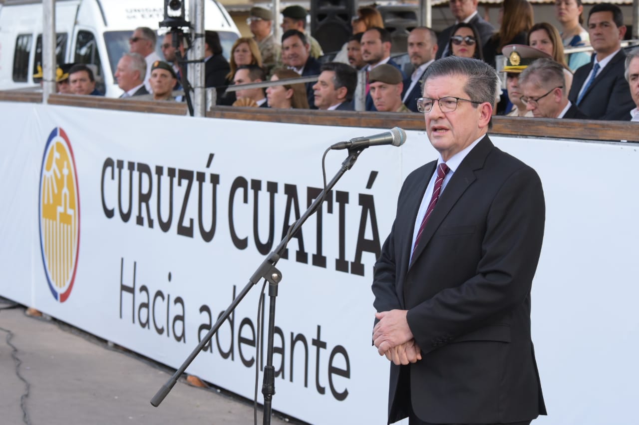 El vicegobernador Braillard Poccard presidió actos en Curuzú Cuatiá