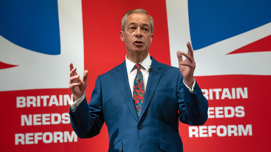 NIGEL FARAGE: "SI PINCHAN AL OSO RUSO CON UN PALO, NO SE SORPRENDAN SI RESPONDE"