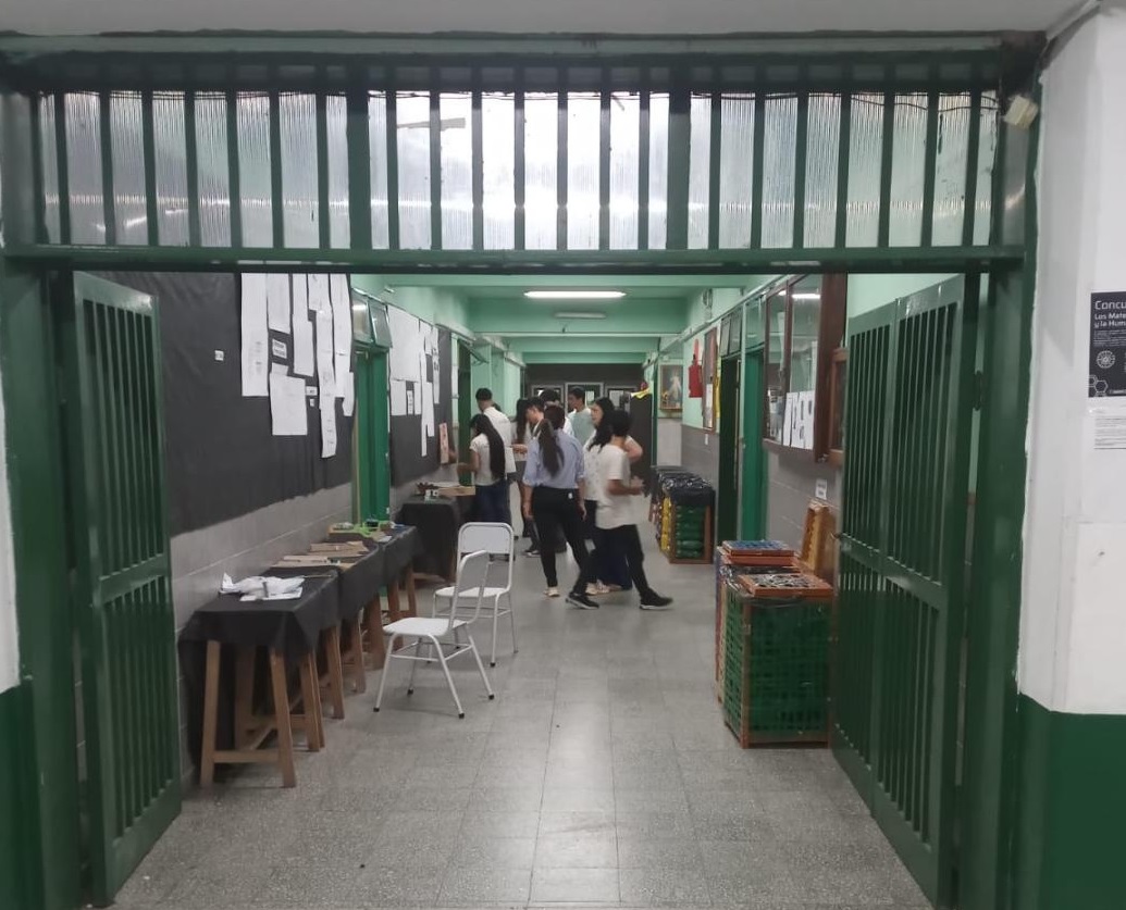 CESPA N°1 INFORMA QUE LAS CLASES SE DICTAN EN LA ESCUELA TÉCNICA ARQ. FRANCISCO PINAROLI