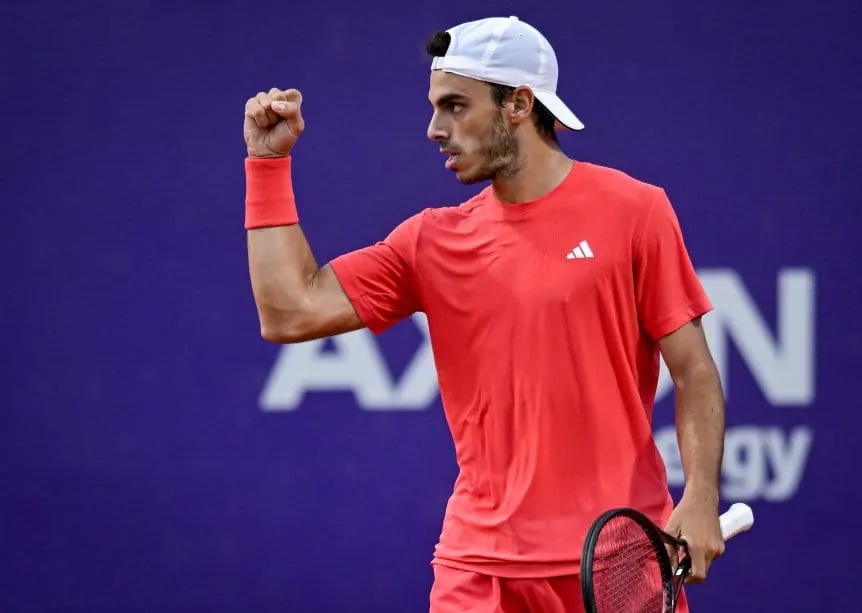 Francisco Cerúndolo, a la final del IEB+ Argentina Open tras vencer a Pedro Martínez