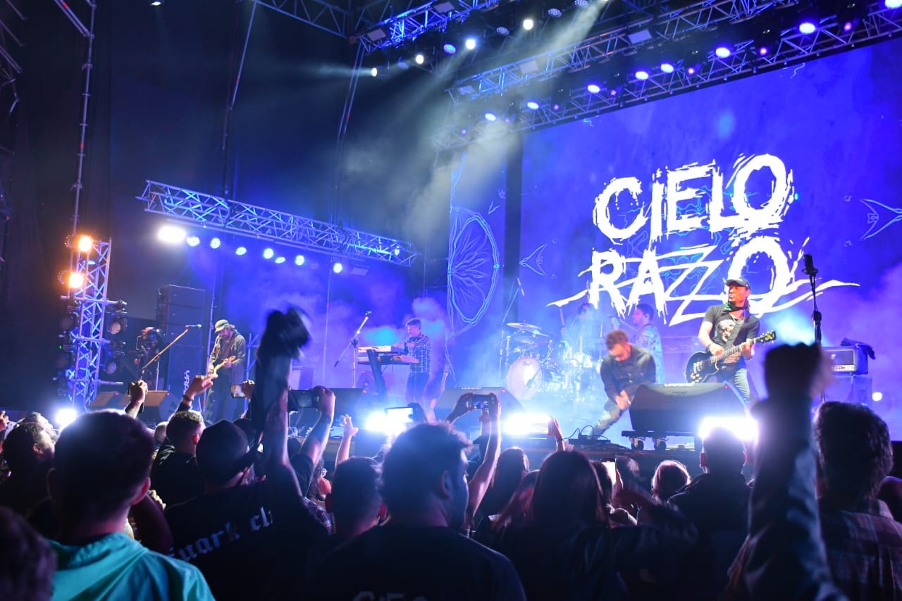 De la mano de Cielo Razzo, La Kermesse Redonda y las bandas locales, El Taragüí Rock comenzó su 13° edición