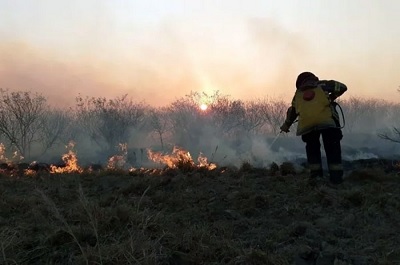 continua alerta por incendios